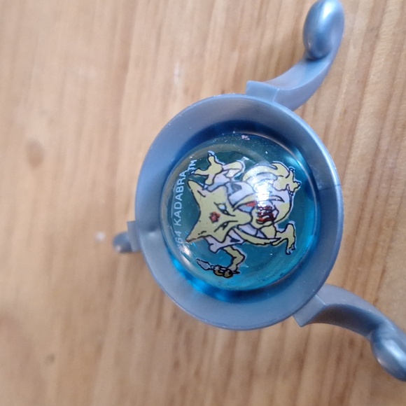 Pokemon Other - Pokémon #64 Blue Kadabra Marble Vintage 1999